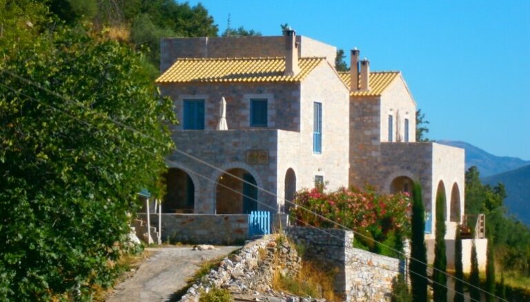 Οικολογικός Ξενώνας «Philothea» - Δροσοπηγή Μάνης ✦ -30% ✦ 4 Ημέρες (3 Διανυκτερεύσεις) ✦ έως και 5 άτομα ✦ 1 ✦ 19/07/2026 έως 31/08/2026 ✦ Επιπλέον 1 Διανυκτέρευση ΔΩΡΟ και ΕΠΙΠΛΕΟΝ έως 20% €πιστροφή Eurobank!