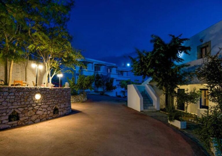 Contaratos Holiday Lettings - Λιβάδι