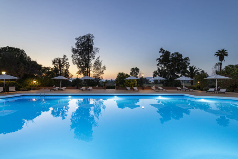 4* Amalia Hotel Nafplion - Ναύπλιο ✦ 2 Ημέρες (1 Διανυκτέρευση) ✦ 2 άτομα + 1 παιδί έως και 5 ετών ✦ 2 ✦ έως 31/10/2026 ✦ Κοντά στην πόλη!