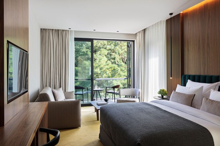 5* The Lynx | Mountain Resort - Φλώρινα ✦ 2 Ημέρες (1 Διανυκτέρευση) ✦ 2 άτομα ✦ 2 ✦ έως 05/09/2027 ✦ Υπέροχη Τοποθεσία!